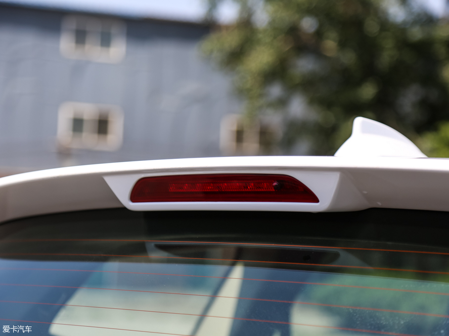 2016���~�� 1.5L �քӾ�Ӣ��