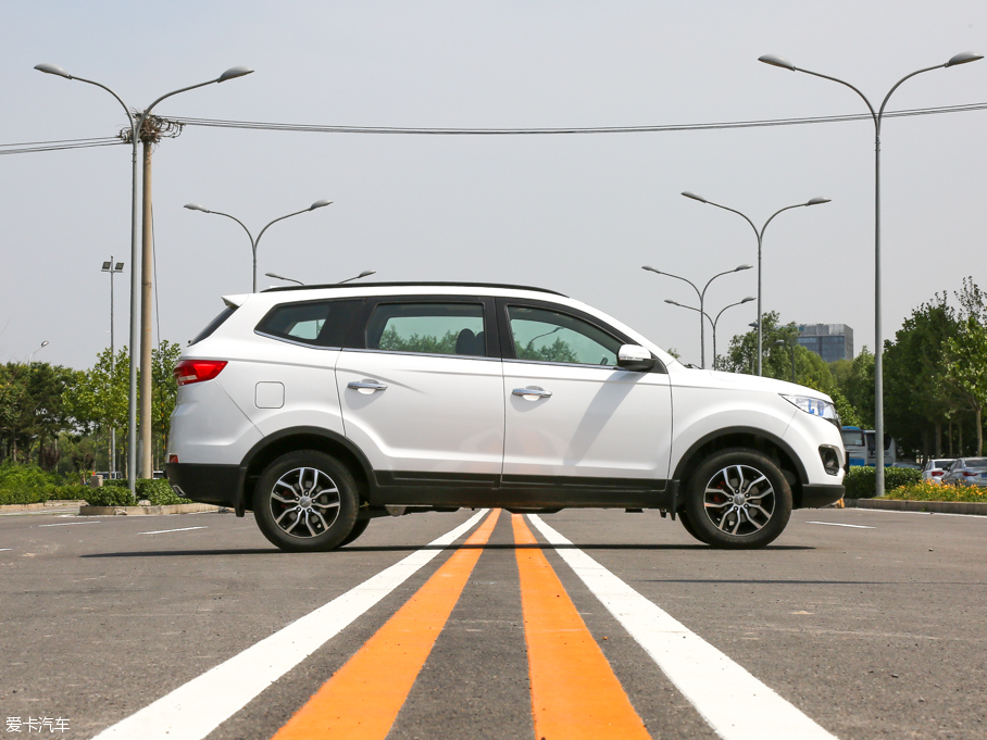 2016���~�� 1.5L �քӾ�Ӣ��