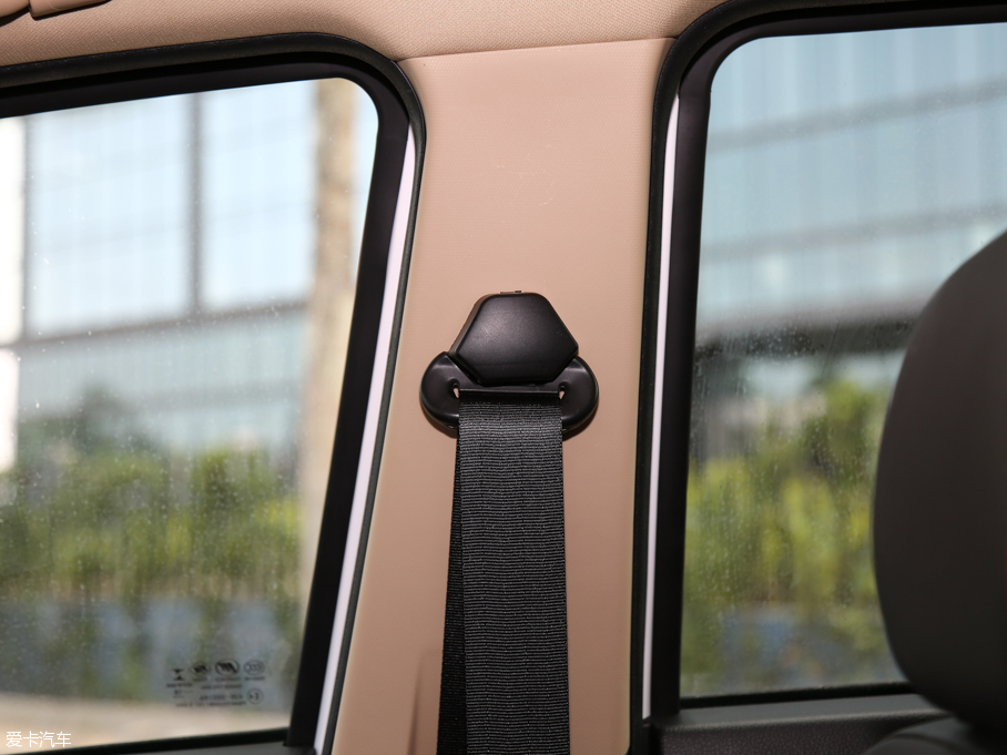 2016���~�� 1.5L �քӾ�Ӣ��