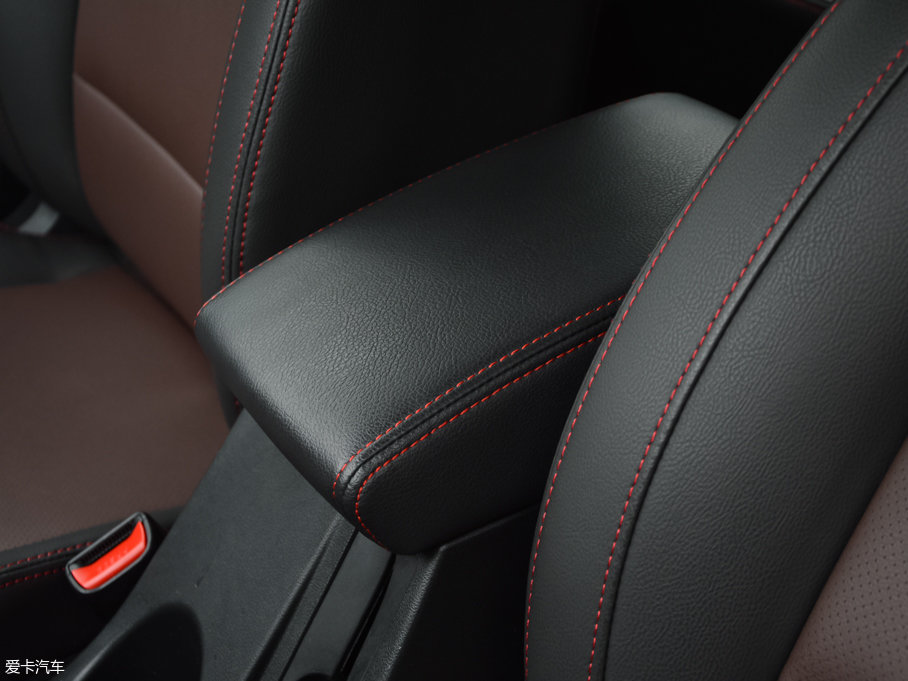 2016���~�� 1.5L �Ԅ�(d��ng)������