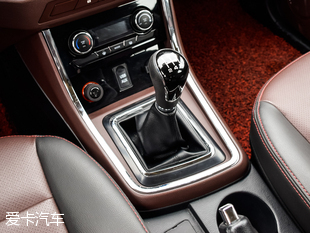 力帆汽車2016款邁威