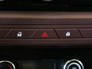 2016��1.5L �քӾ�Ӣ�� �п؅^