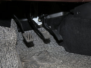 2016��1.5L �քӾ�Ӣ�� �п؅^