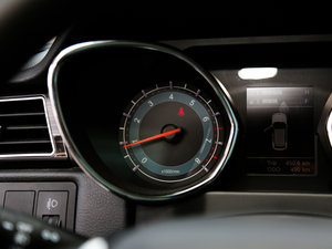 2016��1.5L �քӾ�Ӣ�� �п؅^