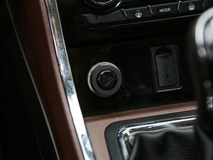 2016��1.5L �քӾ�Ӣ�� �п؅^