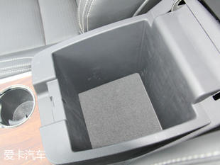 力帆汽車2017款力帆X80