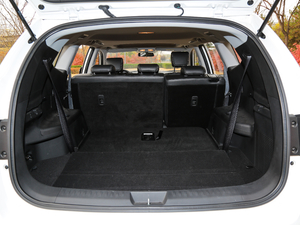 2017款2.0T 自动实用型 行李厢空间