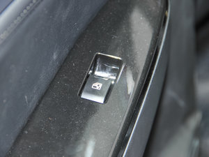 2017款1.5T 手动标准型 空间座椅