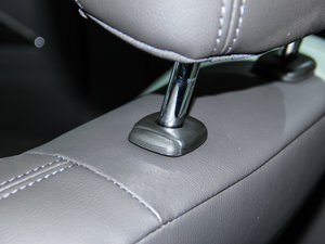 2017款1.5T 手动标准型 空间座椅