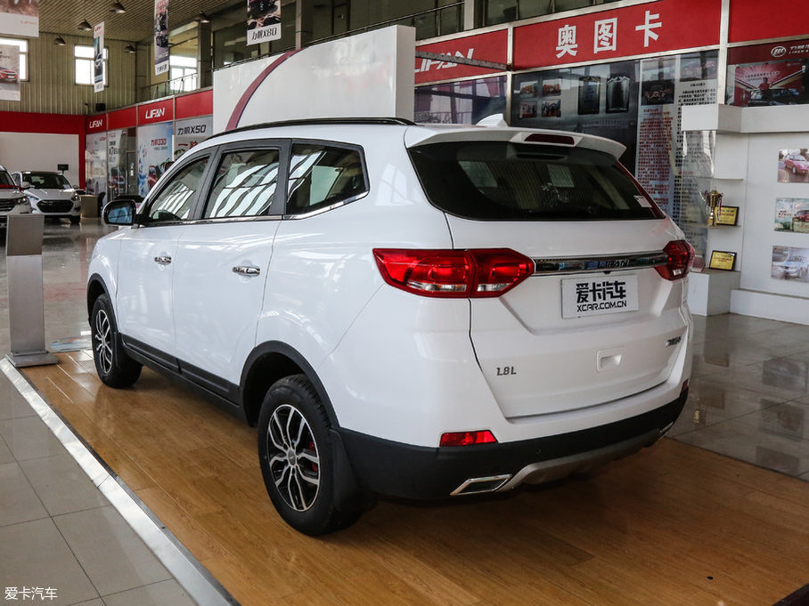 2017���~�� 1.8L �քӾ�Ӣ��