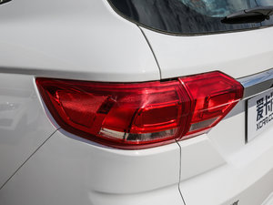 2017��1.8L �ք�(d��ng)��Ӣ�� ��(x��)��(ji��)���^