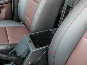 2017��1.8L �քӾ�Ӣ�� ���g����