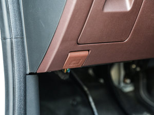 2017��1.8L �քӾ�Ӣ�� �п؅^(q��)