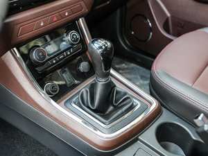 2017��1.8L �քӾ�Ӣ�� �п؅^(q��)