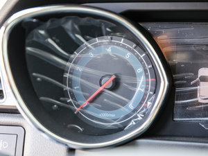 2017��1.8L �քӾ�Ӣ�� �п؅^(q��)