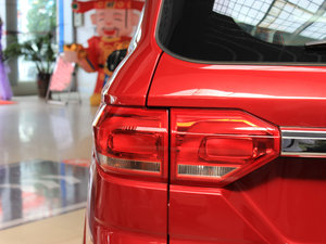 2017��1.8L �քӾ�Ӣ�� ��(x��)��(ji��)���^