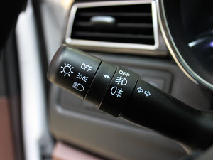 2017��1.8L �քӾ�Ӣ�� �п؅^