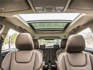 2017款1.5T 自动舒适型 空间座椅