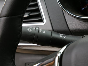 2017款2.0L 手动舒适型 中控区