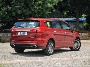 2017款1.8L 手动精英型 整体外观