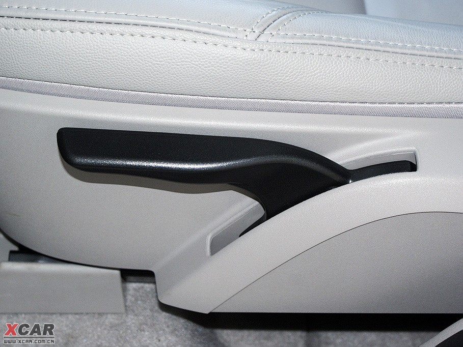 2010���֠���S40 2.0L �Ԅ�(d��ng)���а�