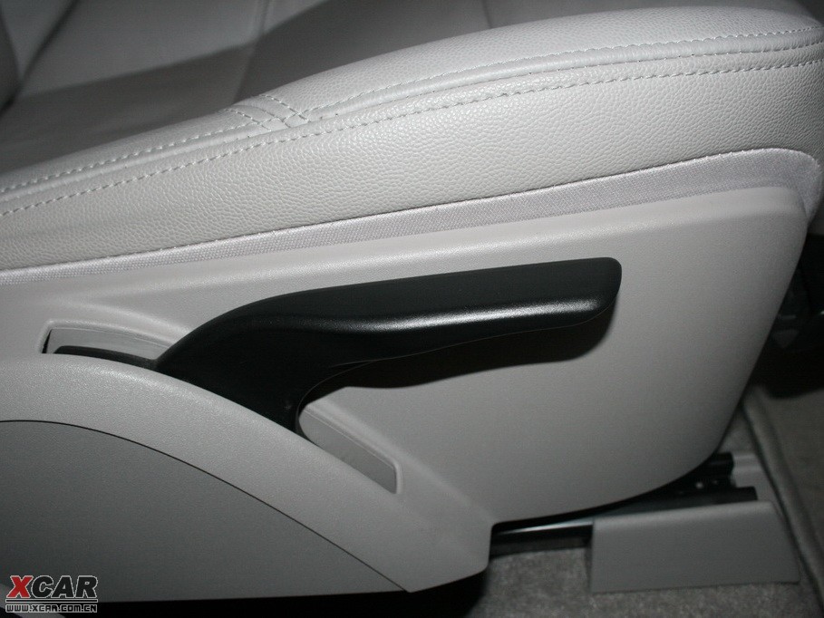 2010���֠���S40 2.0 �քӻ�����