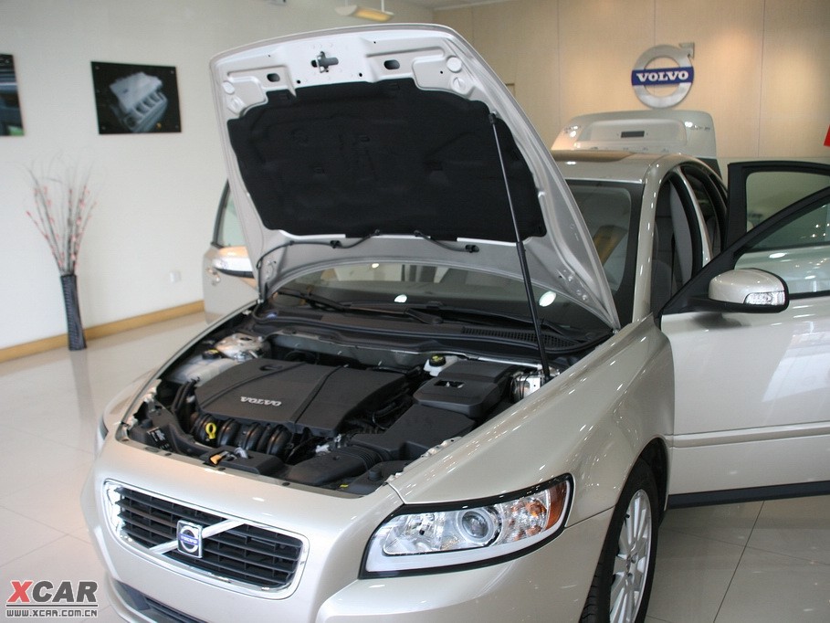 2010���֠���S40 