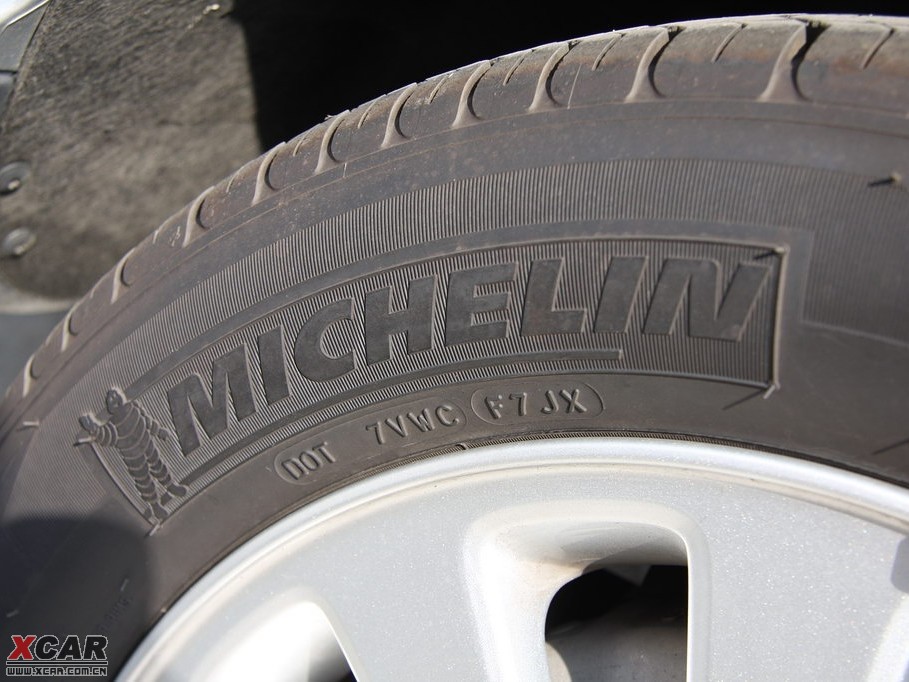 2010���֠���S40 