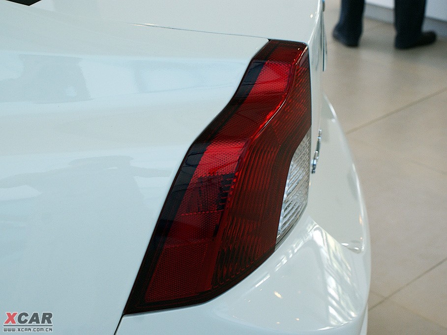 2010���֠���S40 2.0L �Ԅ����а�