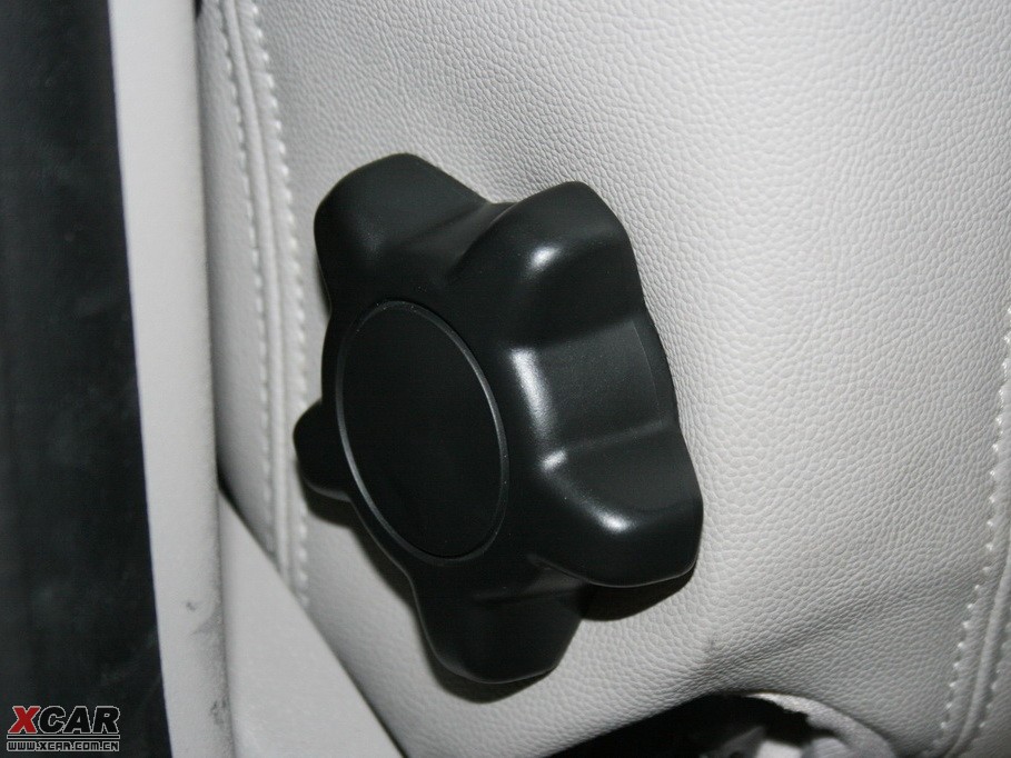 2010���֠���S40 2.0 �ք�(d��ng)������