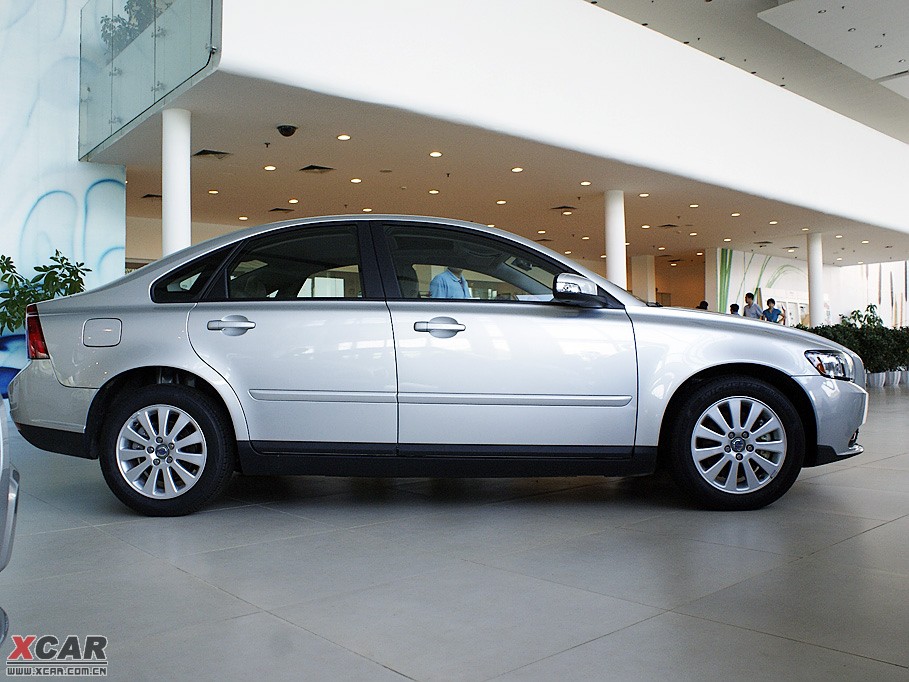 2010���֠���S40 2.0L �Ԅ�(d��ng)���а�