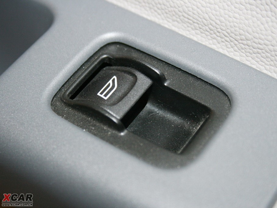 2010���֠���S40 2.0 �քӻ�����