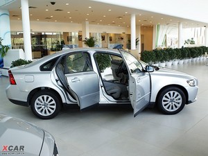 2010��2.0L �Ԅ�(d��ng)���а� ���w���^