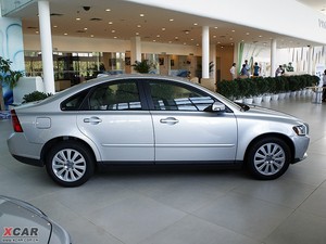 2010��2.0L �Ԅ�(d��ng)���а� ���w���^