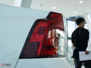 2010��2.0L �Ԅ����а� �������^