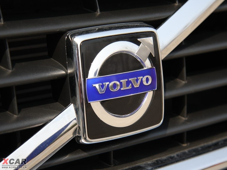 2010���֠���S40 