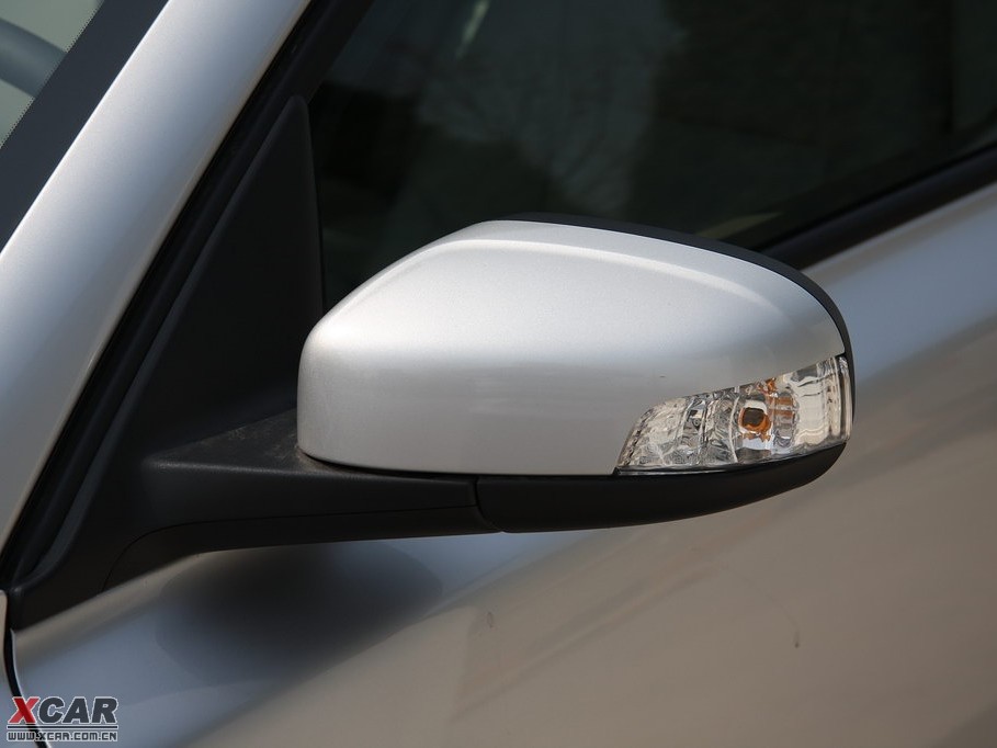 2010���֠���S40 