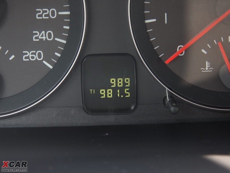 2010���֠���S40 