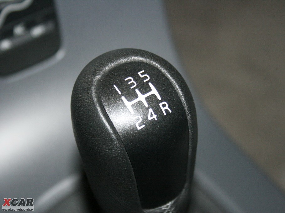 2010���֠���S40 2.0 �քӻ�����