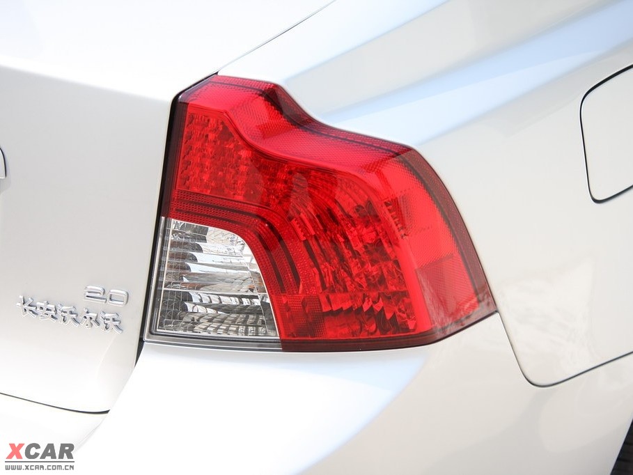 2010���֠���S40 