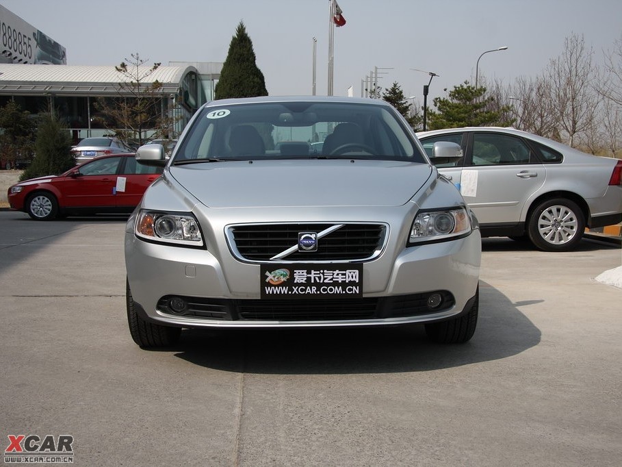 2010���֠���S40 