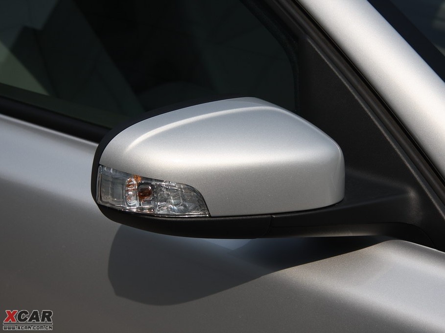 2010���֠���S40 