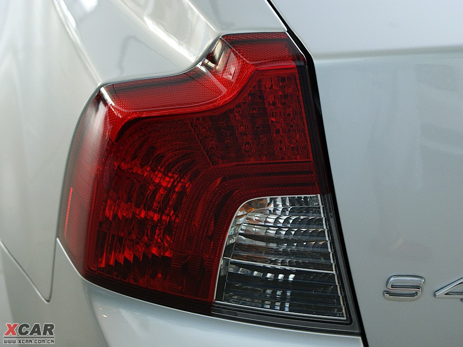 2010���֠���S40 2.0L �Ԅ����а�