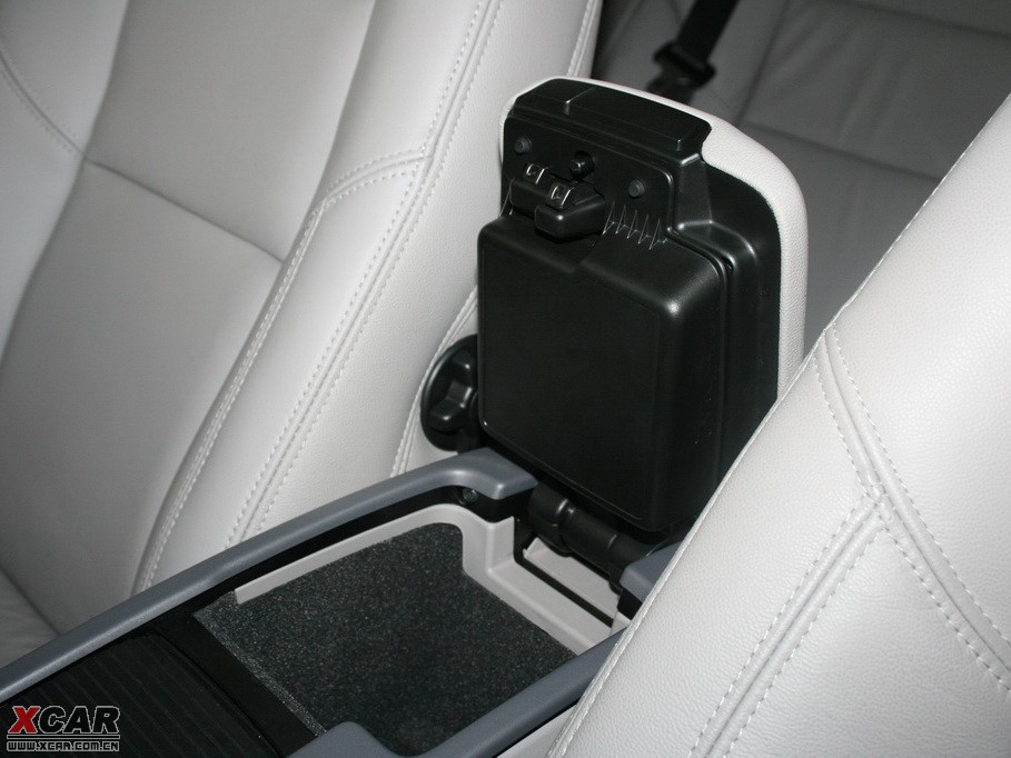 2010���֠���S40 2.0 �քӻ�����