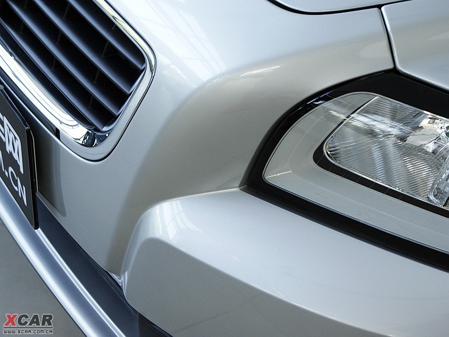 2010���֠���S40 2.0L �Ԅ����а�