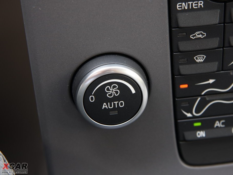 2010���֠���S40 