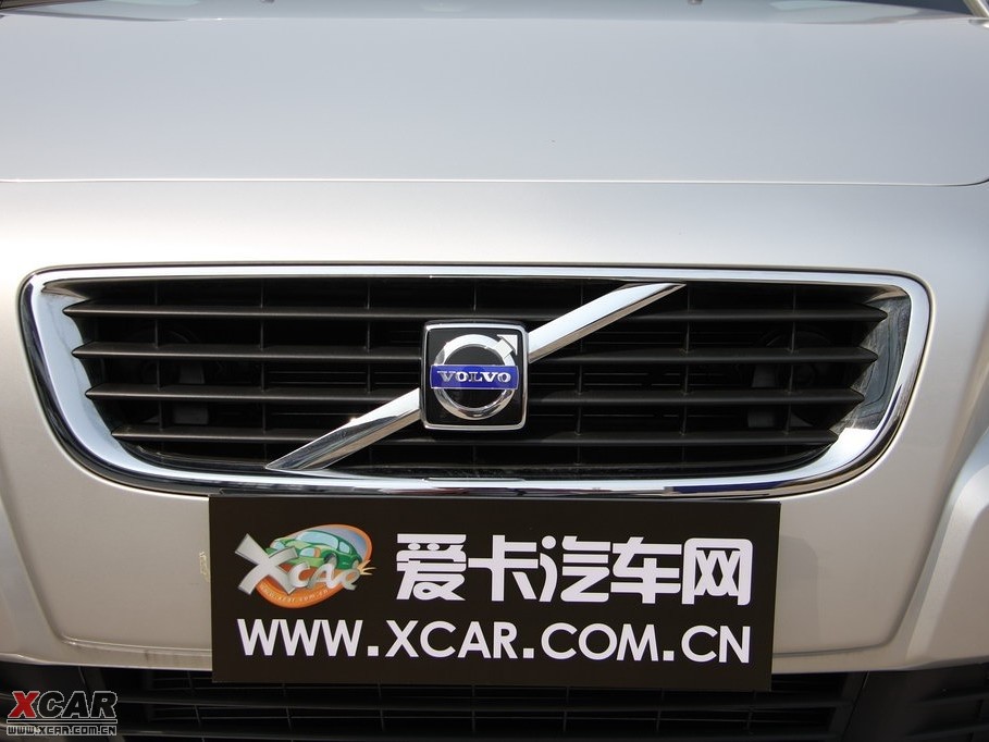 2010���֠���S40 