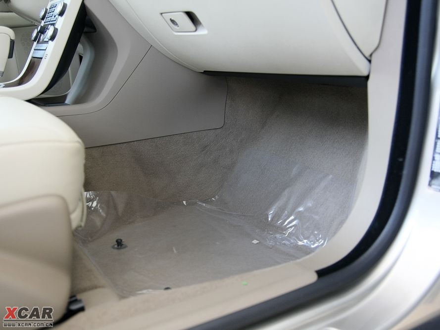 2009���֠���S80L T6 �����