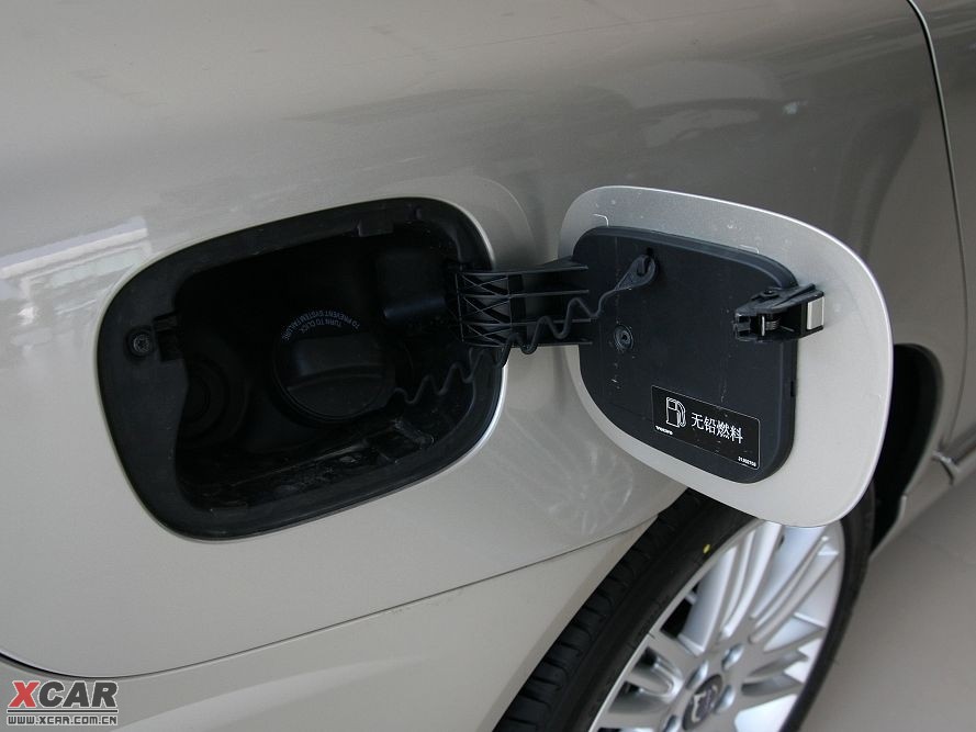 2009���֠���S80L T6 �����