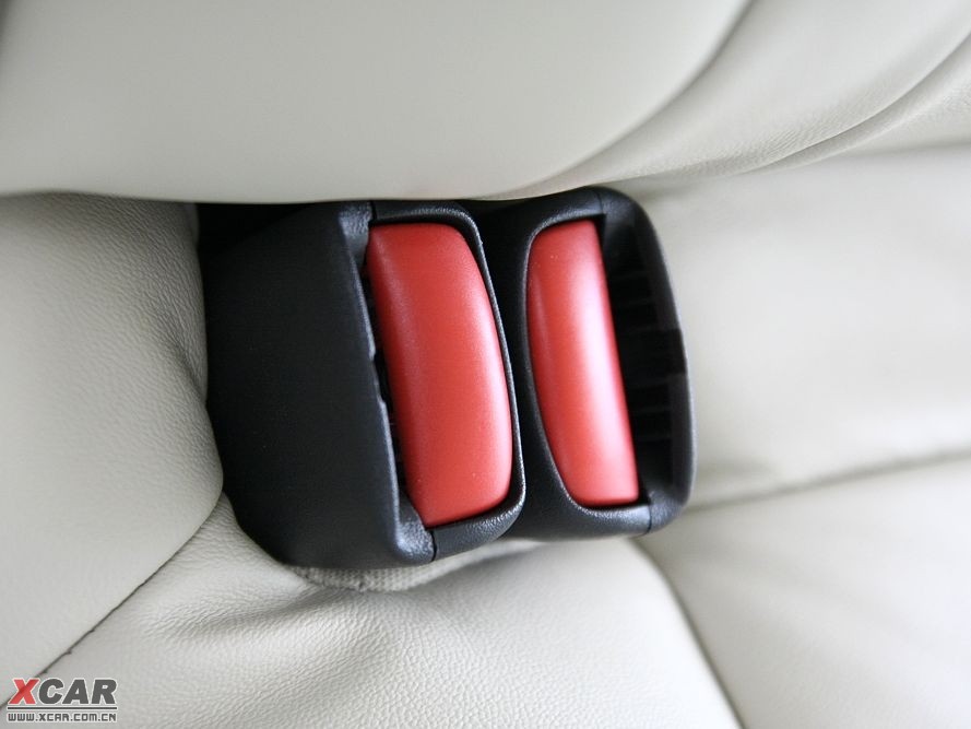 2009���֠���S80L T6 �����